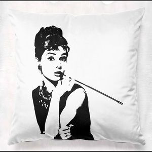 Breakfast at Tiffany’s Pillow Cover 18x18 Inches Velvet Cushion Cover White.